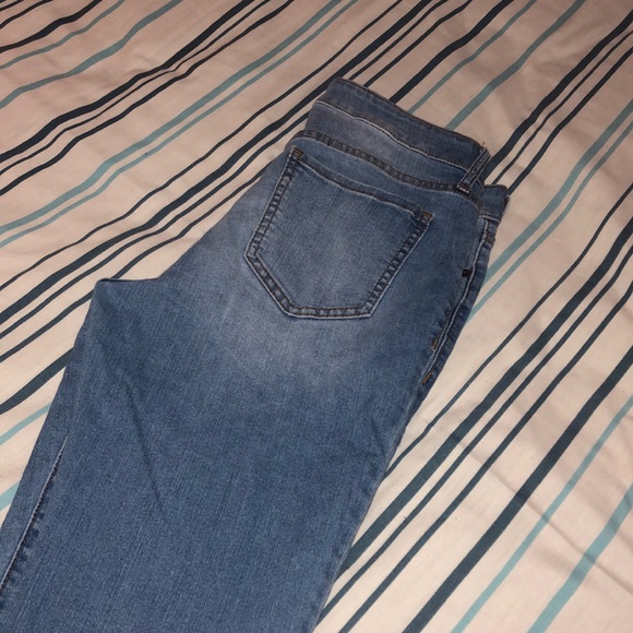 Jean - Picture 2 of 3